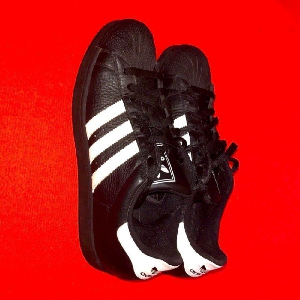 Vintage Adidas Men's Black Sneakers with White Stripes Size 10